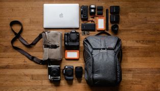best-tech-organizer-bags-to-protect-your-gadgets
