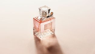 4-perfume-mistakes-to-avoid-to-keep-your-scent-longer